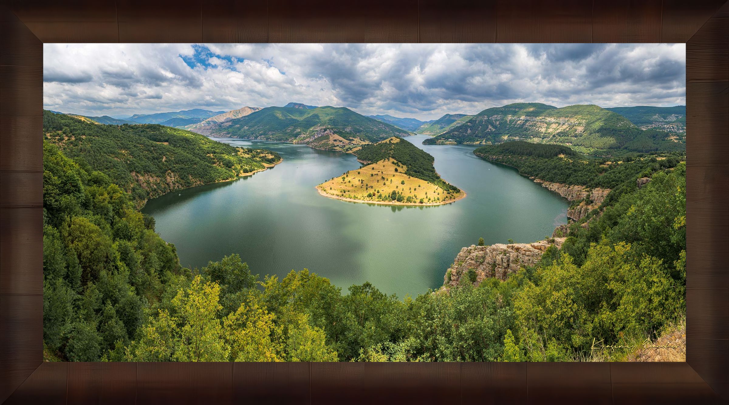 Sinuous Arda River flowing through a river meander in Ribartsi during daylight, cloudy sky. #Finish_Roma Cigar Leaf Frame