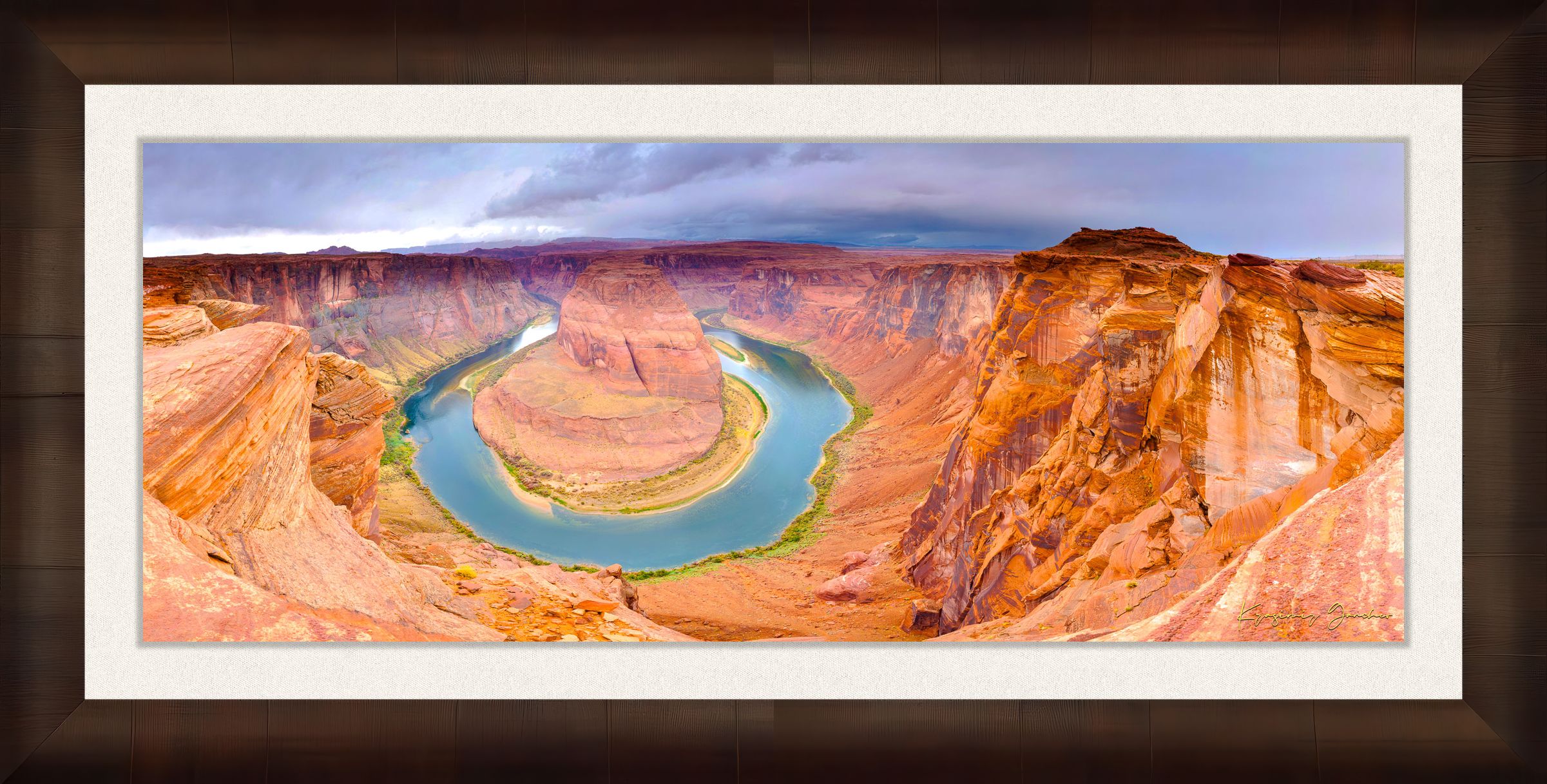 Horseshoe Bend at dawn, Arizona. Sunlight filters through the canyon walls illuminating the curve of the Colorado River. #Finish_Roma Cigar Leaf Frame & Bright Liner