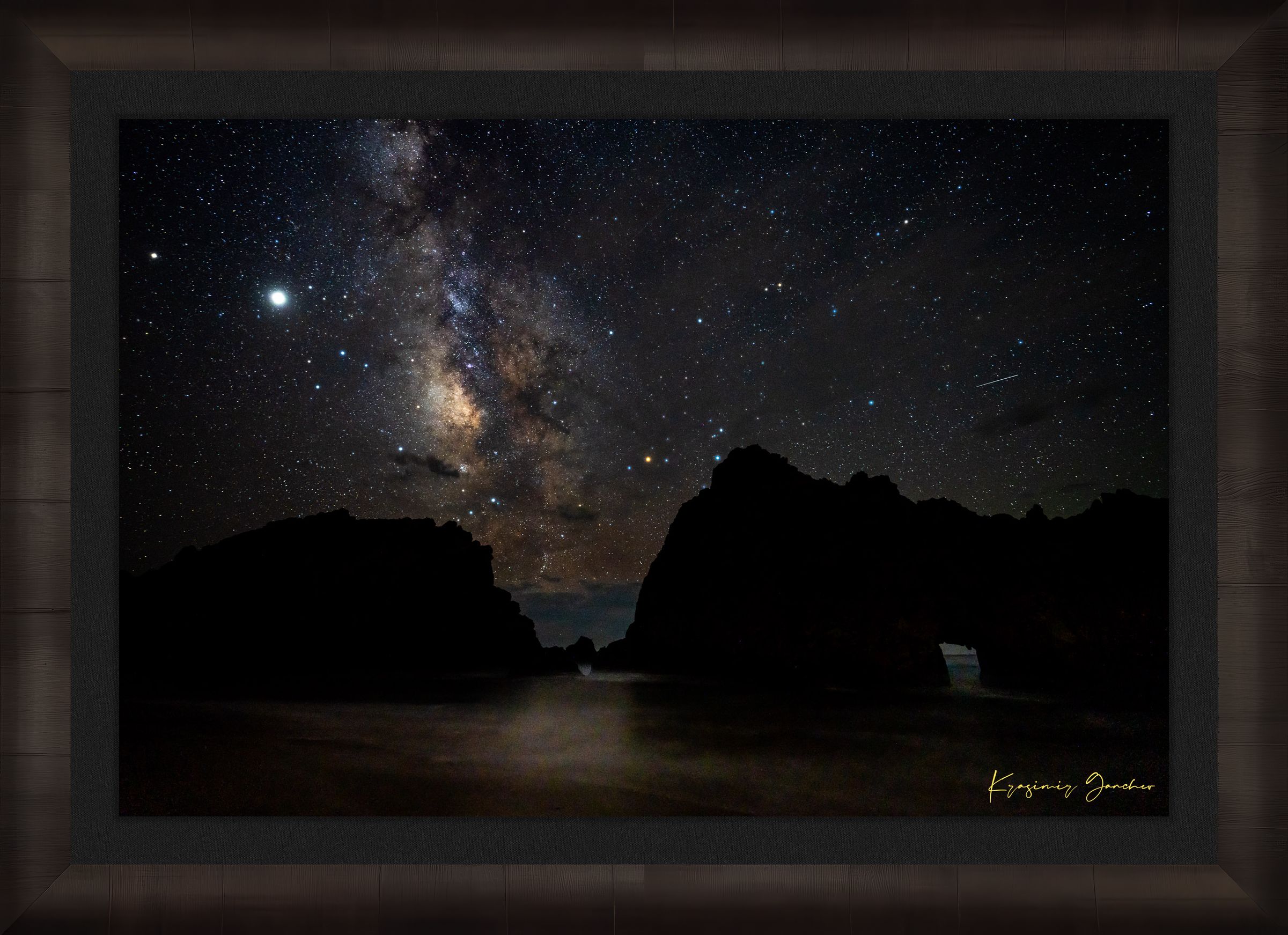 Keyhole Arch framed by the Milky Way galaxy on a clear night at Pfeiffer Beach in Big Sur, California. #Finish_Roma Dark Ash Frame & Dark Liner