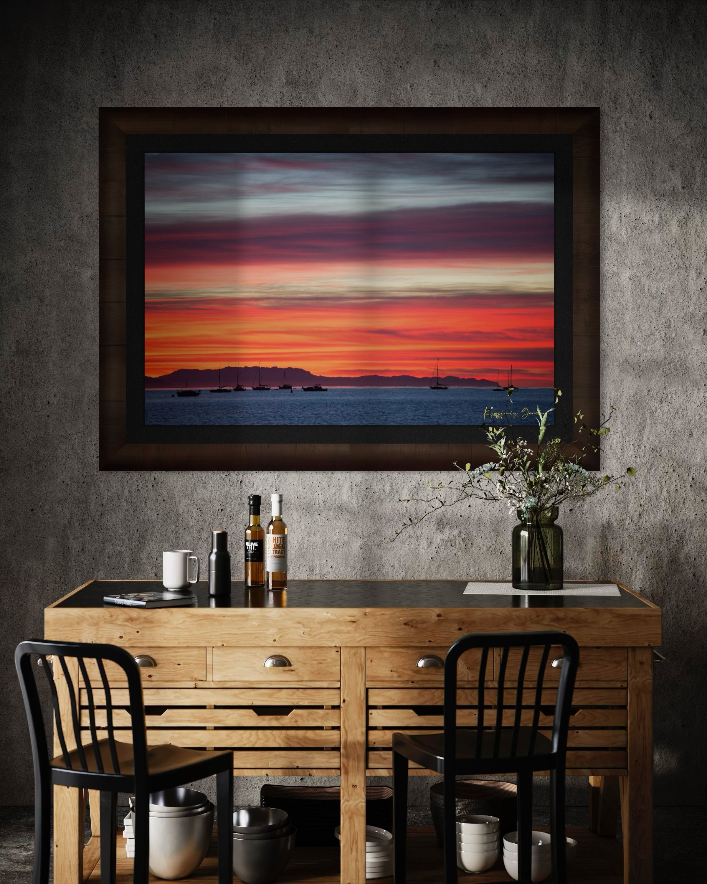 East Beach along the coastal landscape of Santa Barbara, California, during sunset with boats silhouetted on the horizon. #Finish_Roma Cigar Leaf Frame & Dark Liner
