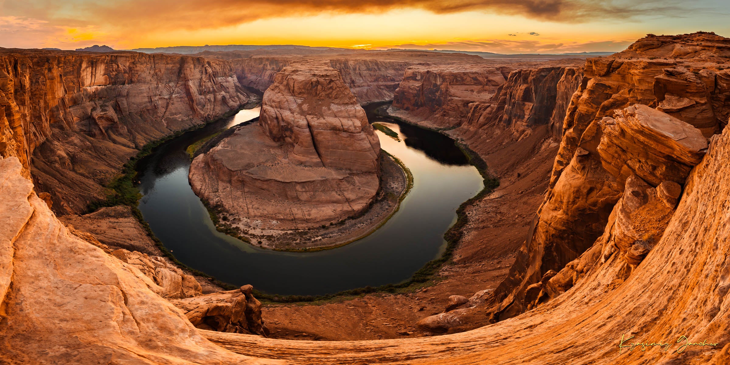 Panoramic view of Horseshoe Bend near Page with Colorado River flowing through a sandstone canyon during sunset. #Finish_Acrylic Recess