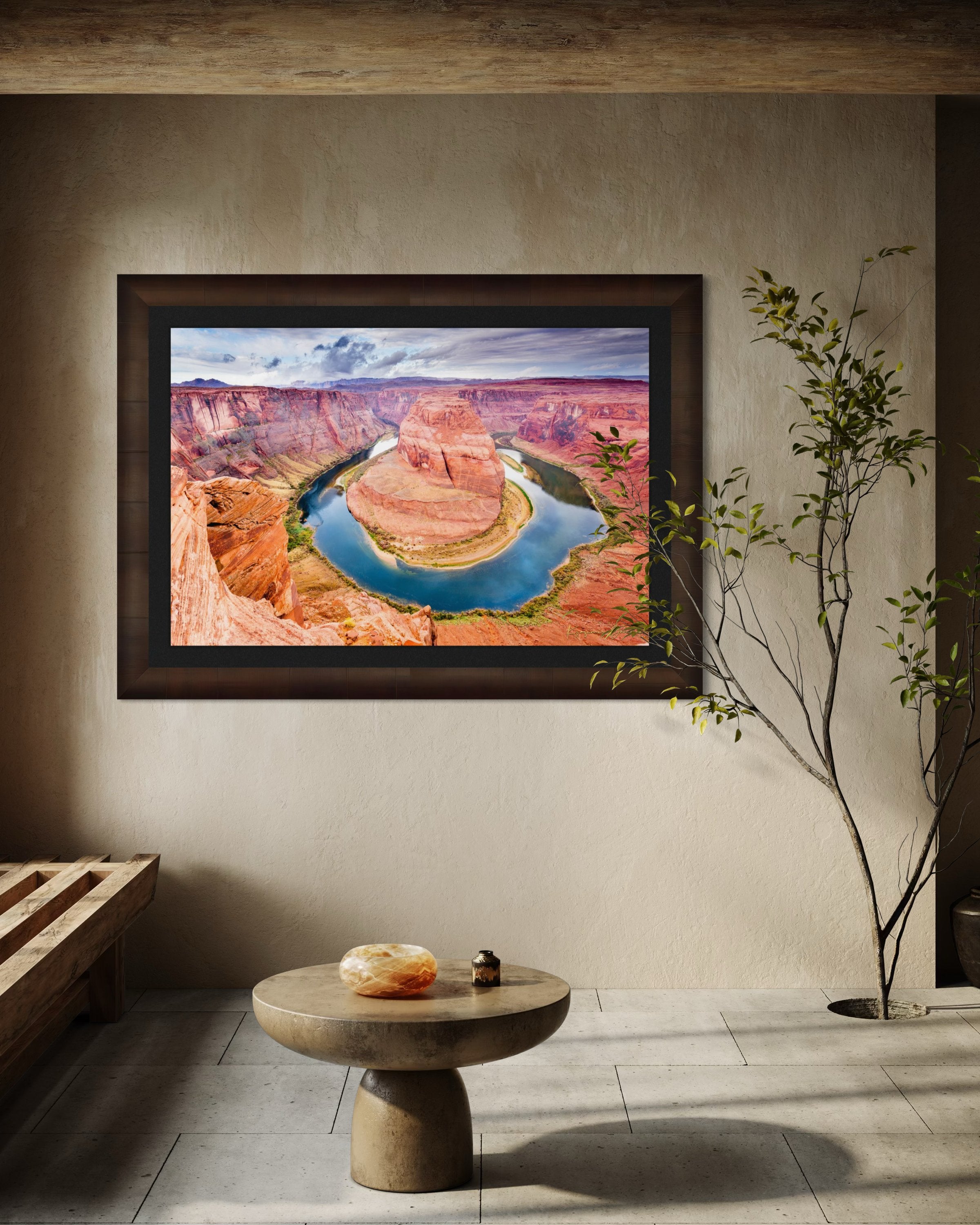 Colorado River curves through Horseshoe Bend at dawn. Water reflects sunlight and surrounding red rock cliffs under cloudy skies. #Finish_Roma Cigar Leaf Frame & Dark Liner