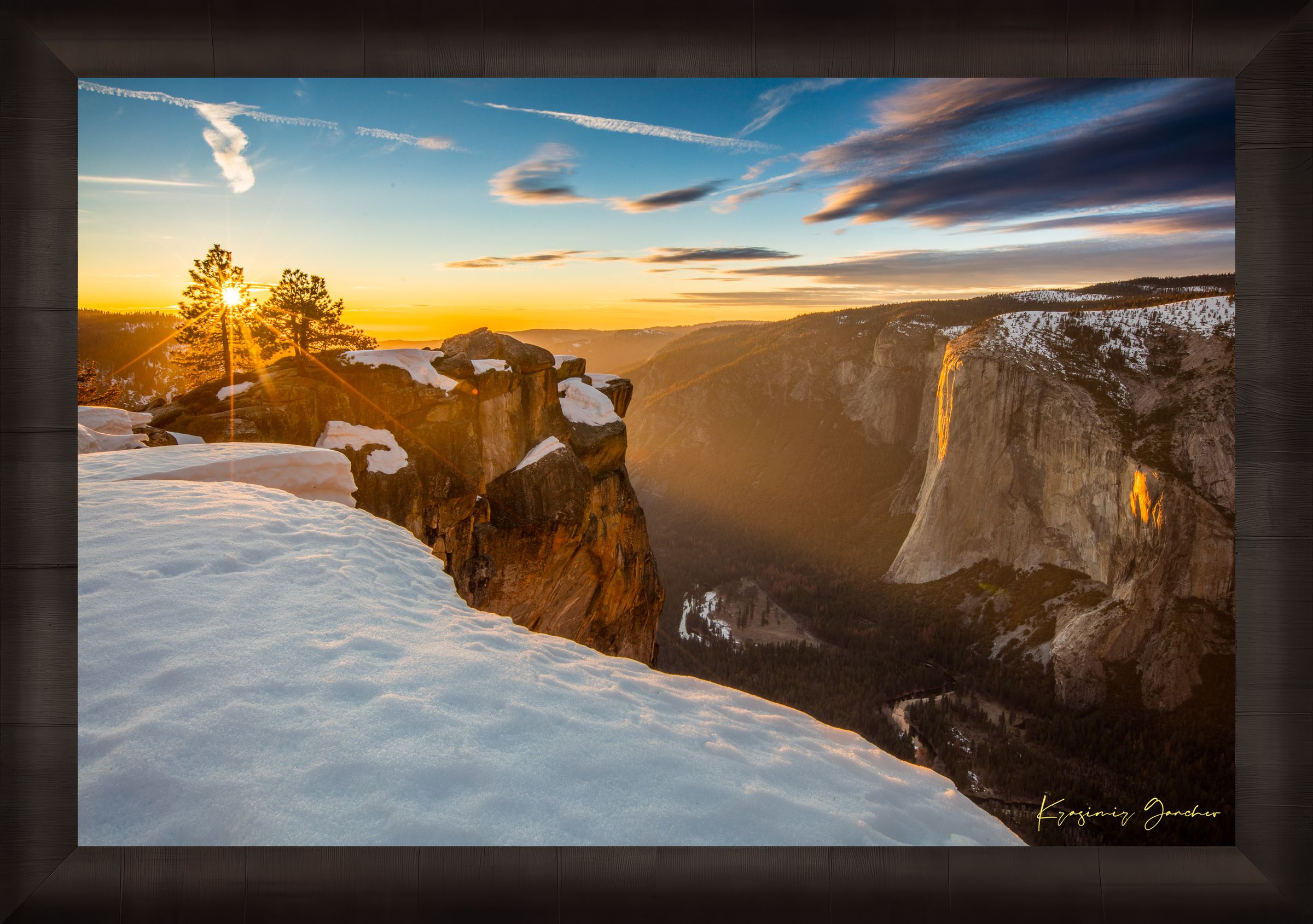 Alpine summit of El Capitan in Yosemite National Park at dawn, golden light through rock fissures over a snowfield. #Finish_Roma Dark Ash Frame