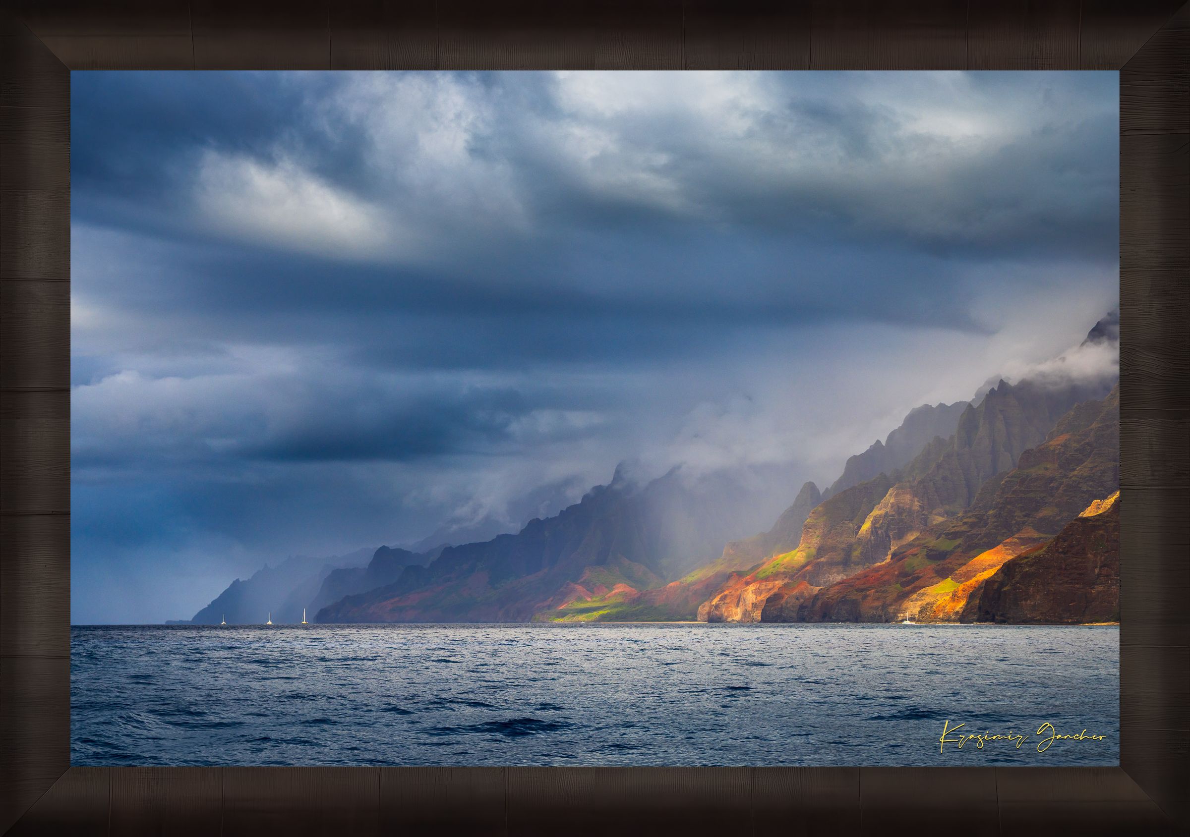 Cliffs and coastal terrain of Napali Coast, Kauai, under daylight with rain showers and cloud cover. #Finish_Roma Dark Ash Frame