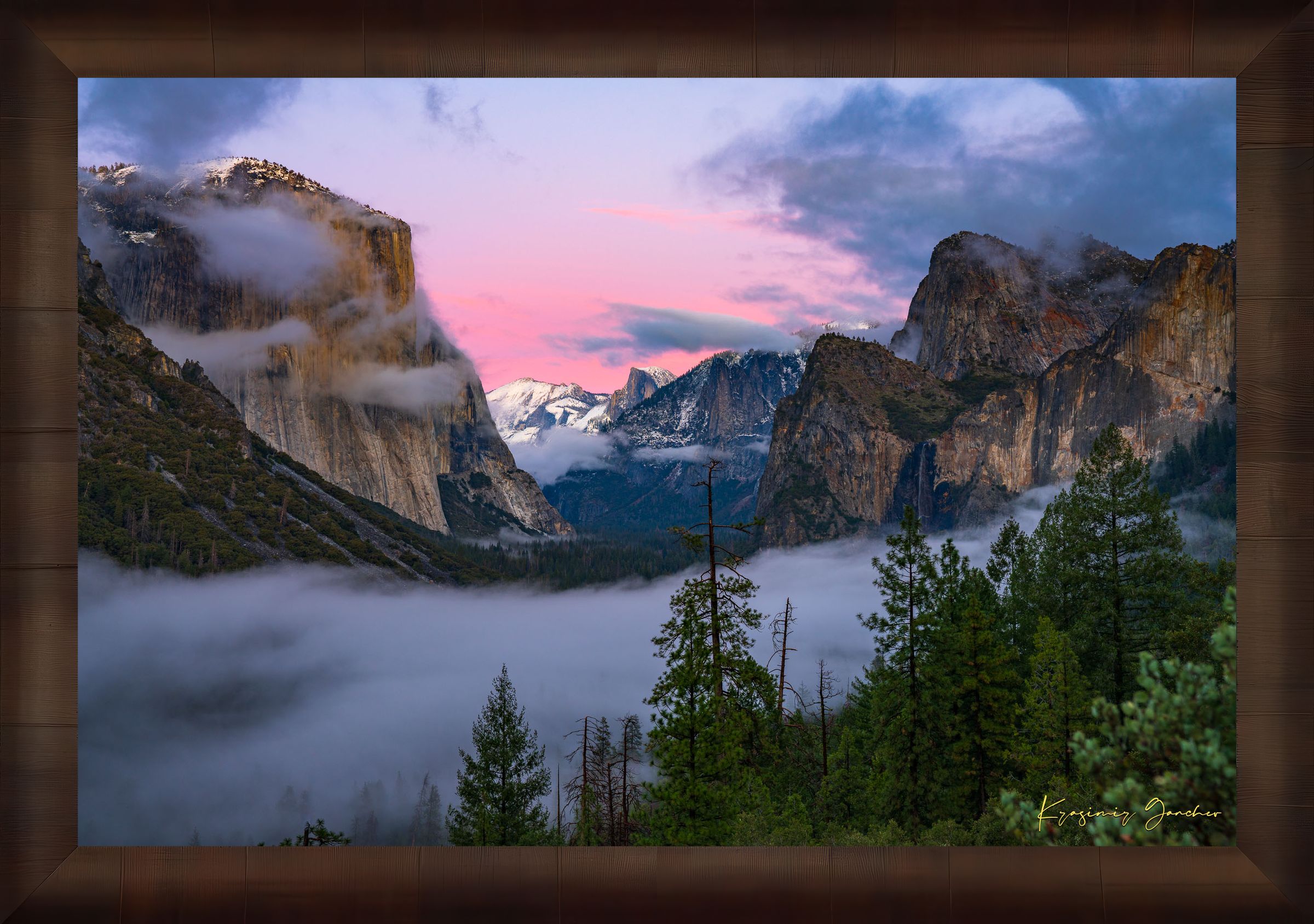Sunset view of El Capitan monolith in Yosemite National Park, surrounded by valley fog and clouds. #Finish_Roma Cigar Leaf Frame