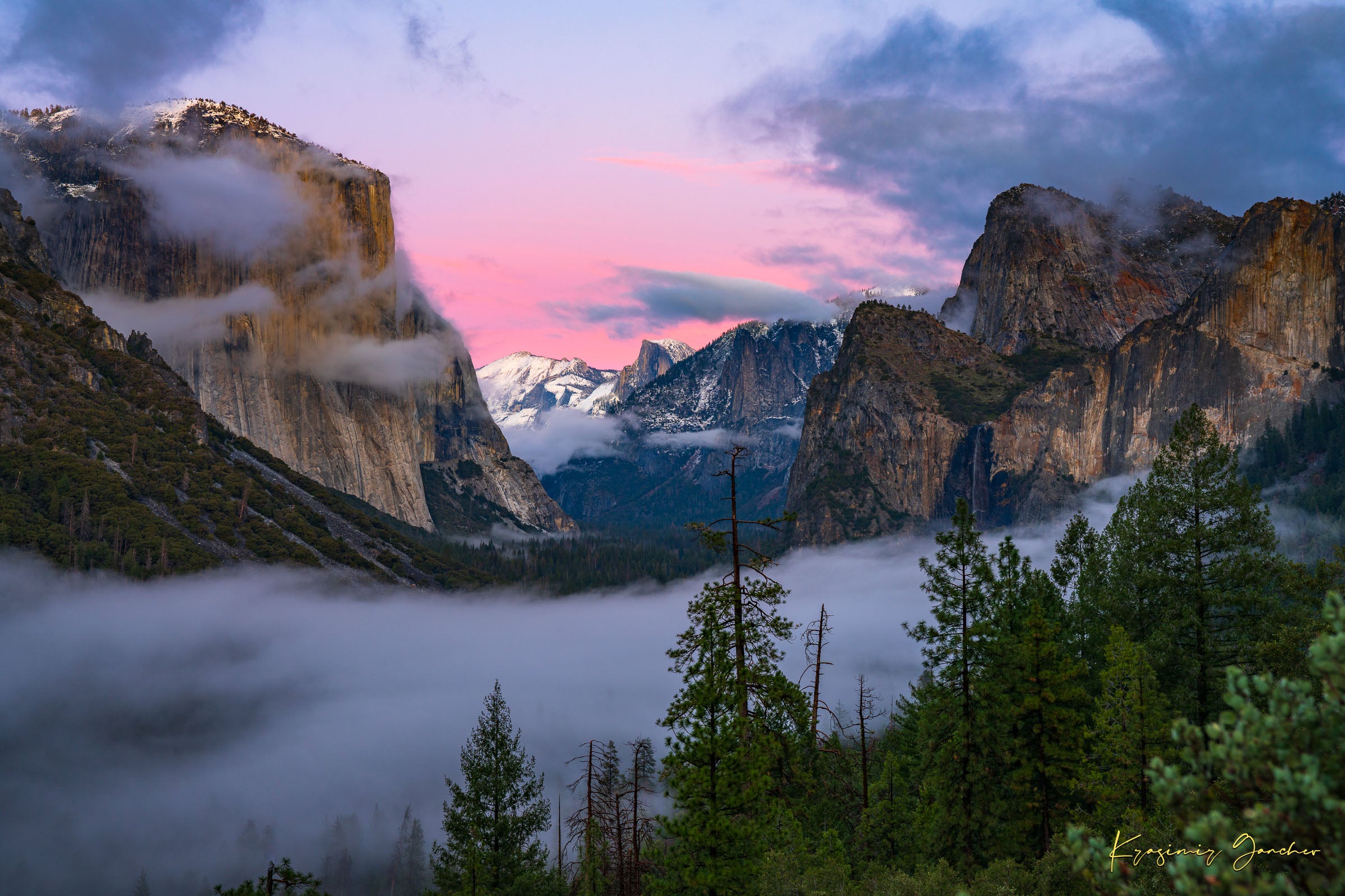 Sunset view of El Capitan monolith in Yosemite National Park, surrounded by valley fog and clouds. #Finish_Acrylic Recess