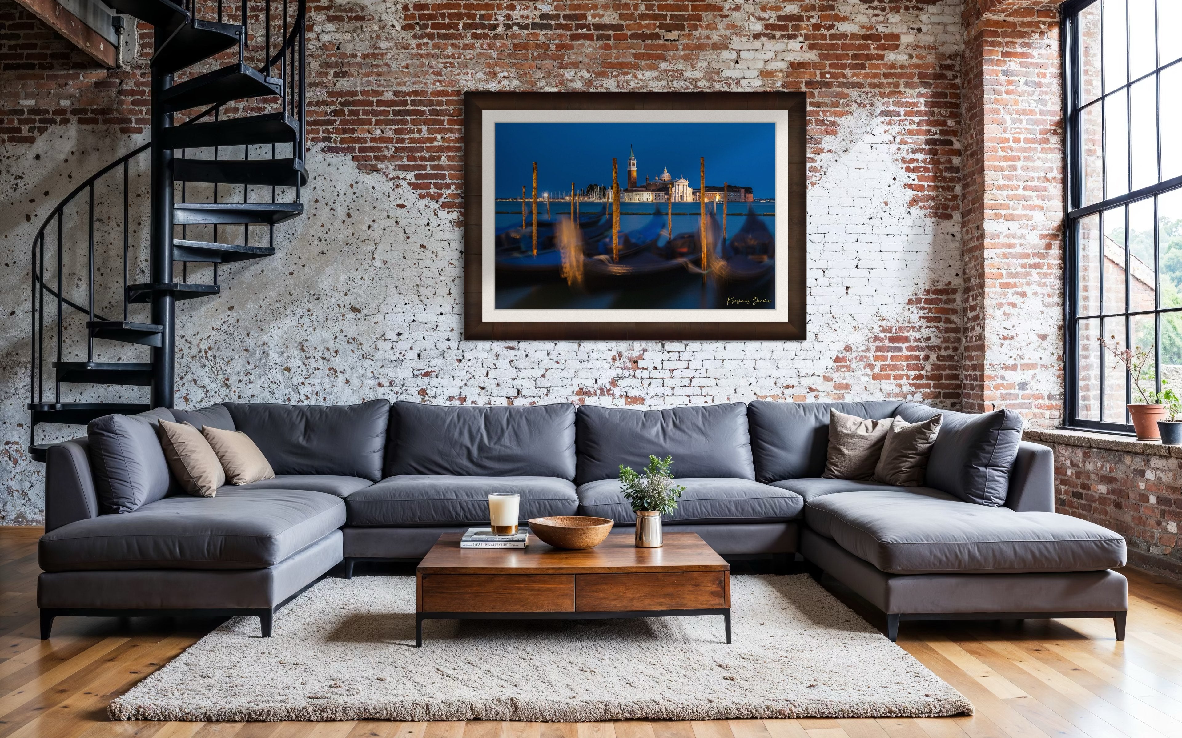 Venice lagoon at evening, San Giorgio Maggiore Church illuminated with gondolas and cool blue sky. #Finish_Roma Cigar Leaf Frame & Bright Liner