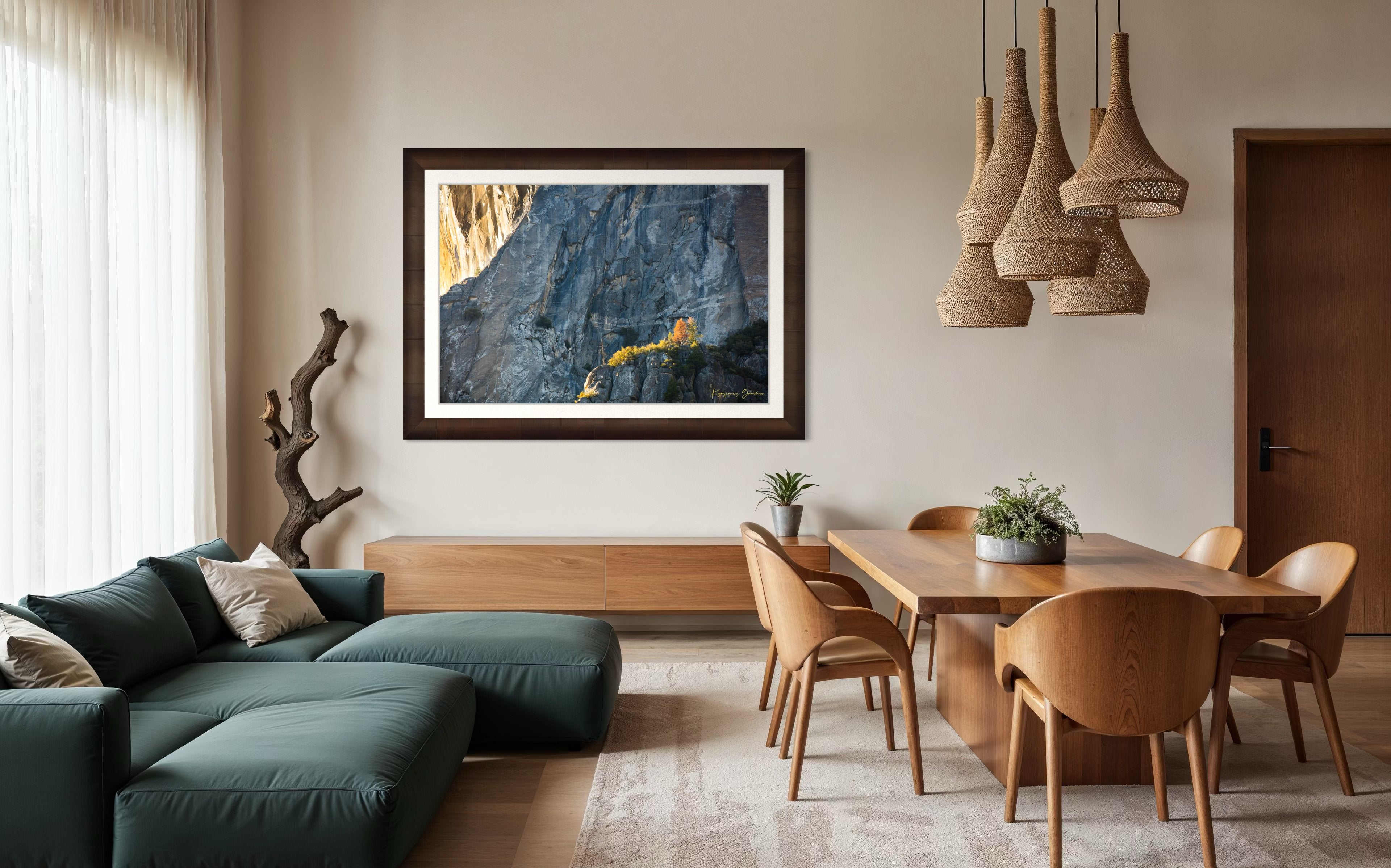 Granite monolith El Capitan in Yosemite National Park under daytime sunlight with a lone tree and clouds. #Finish_Roma Cigar Leaf Frame & Bright Liner