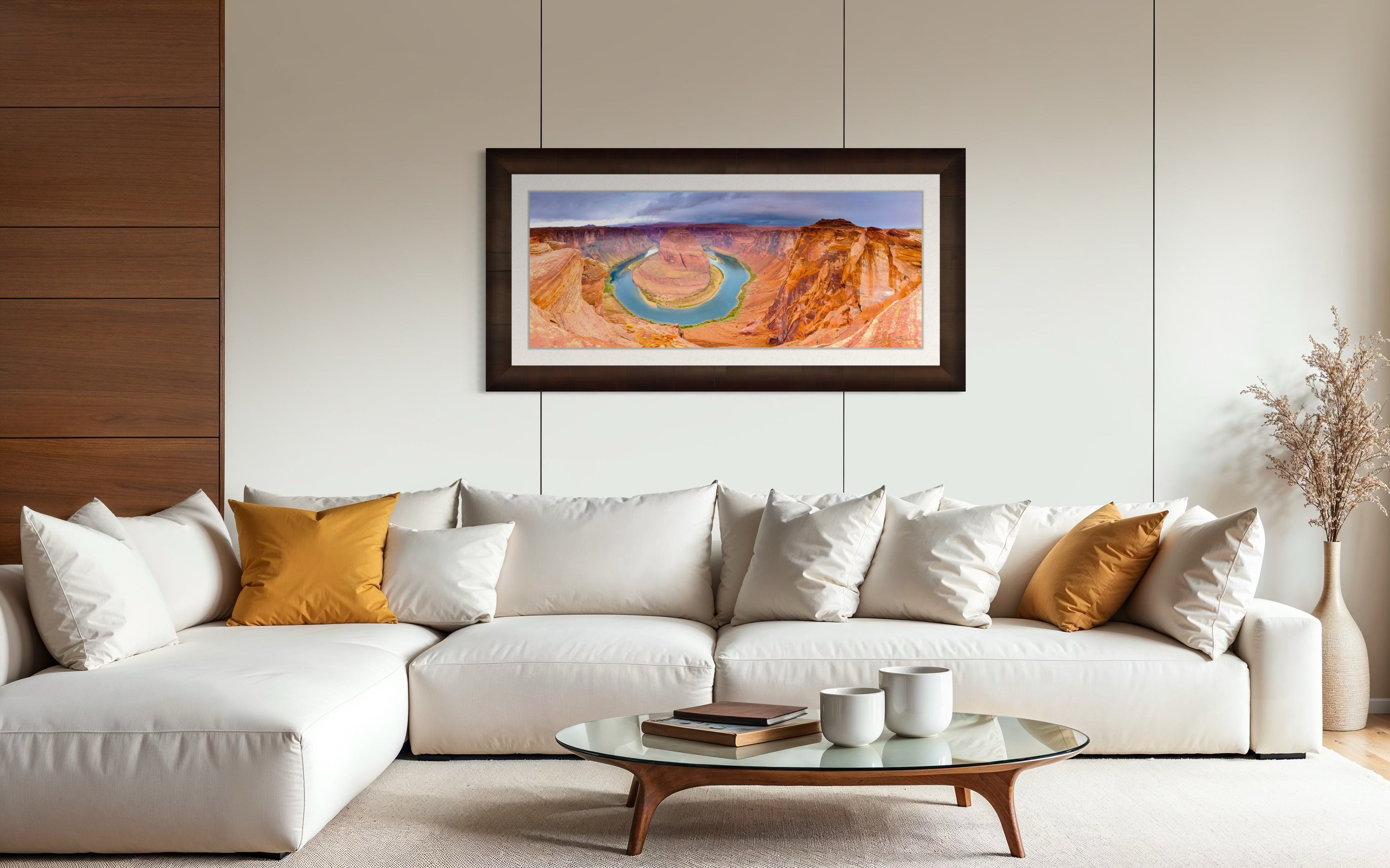 Horseshoe Bend at dawn, Arizona. Sunlight filters through the canyon walls illuminating the curve of the Colorado River. #Finish_Roma Cigar Leaf Frame & Bright Liner