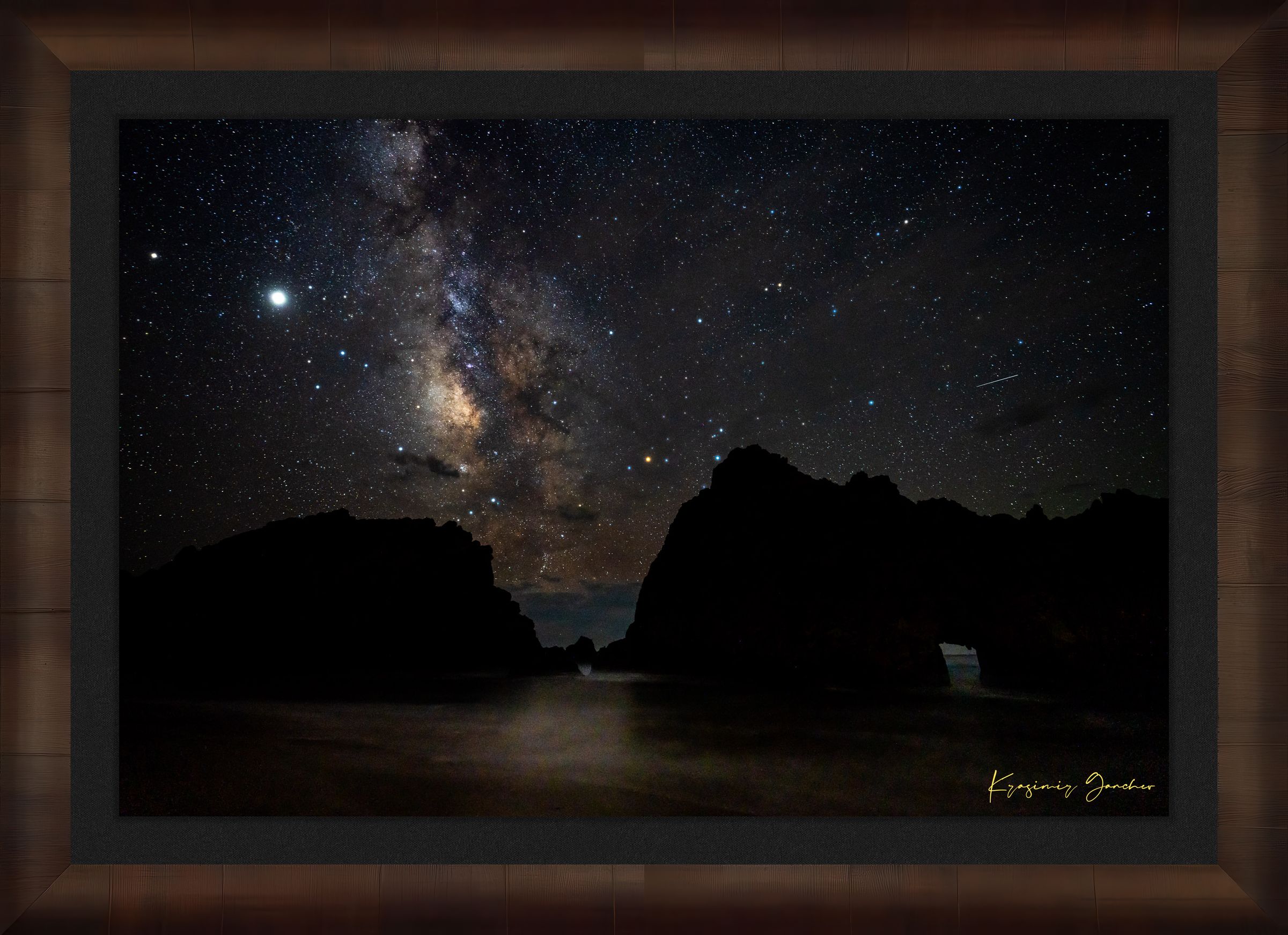 Keyhole Arch framed by the Milky Way galaxy on a clear night at Pfeiffer Beach in Big Sur, California. #Finish_Roma Cigar Leaf Frame & Dark Liner