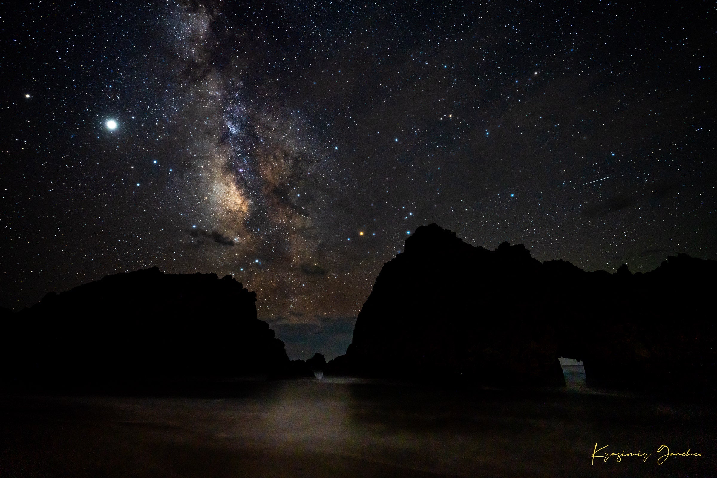 Keyhole Arch framed by the Milky Way galaxy on a clear night at Pfeiffer Beach in Big Sur, California. #Finish_Acrylic Recess