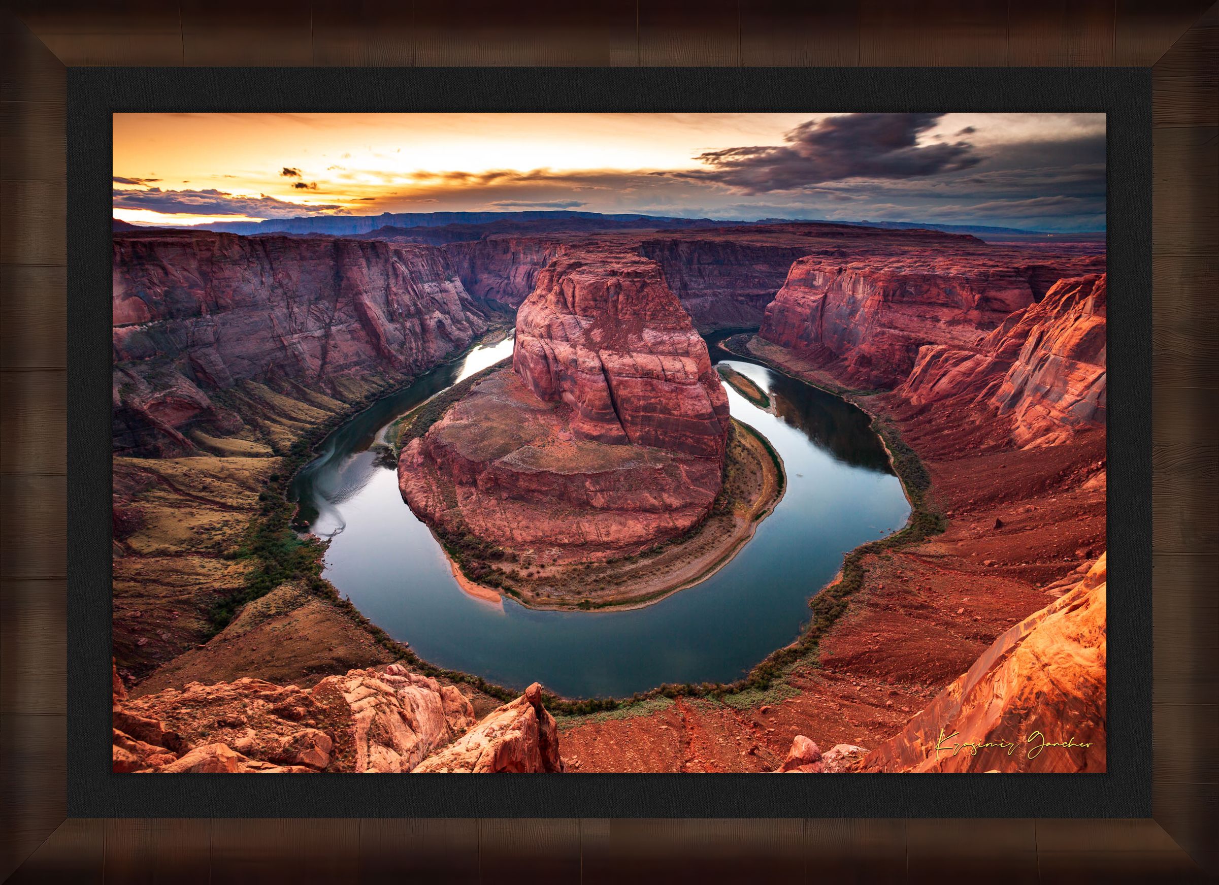 Sunset at Horseshoe Bend. Colorful skies reflect off the still surface of the Colorado River beneath stormy clouds. #Finish_Roma Cigar Leaf Frame & Dark Liner