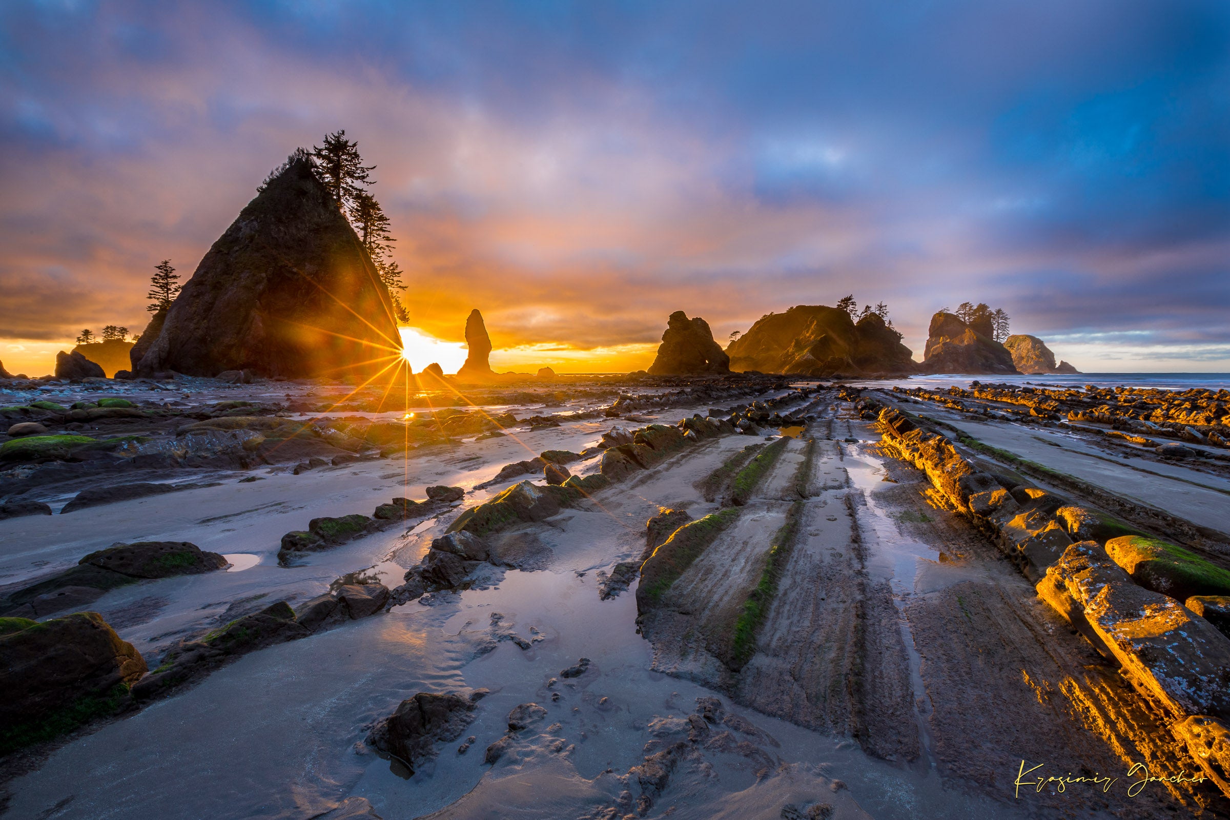 Golden sunset over ocean waves at Shi Shi Beach; silhouetted sea stacks stand against cloudy skies. #Finish_Acrylic Recess