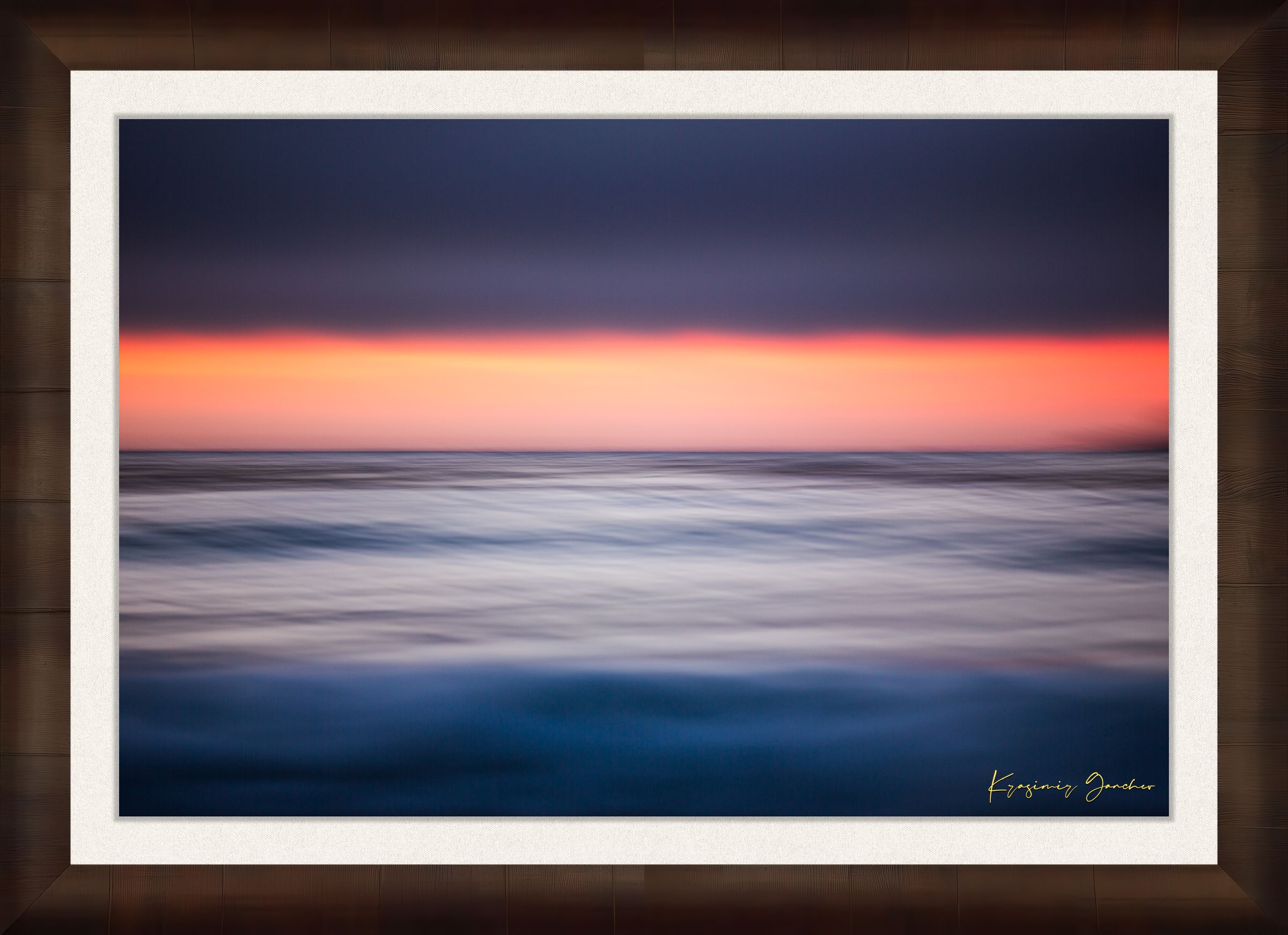 Sunset at Carmel Beach. Ocean horizon blends soft colors of dusk under cloudy skies with gentle wave blur. #Finish_Roma Cigar Leaf Frame & Bright Liner