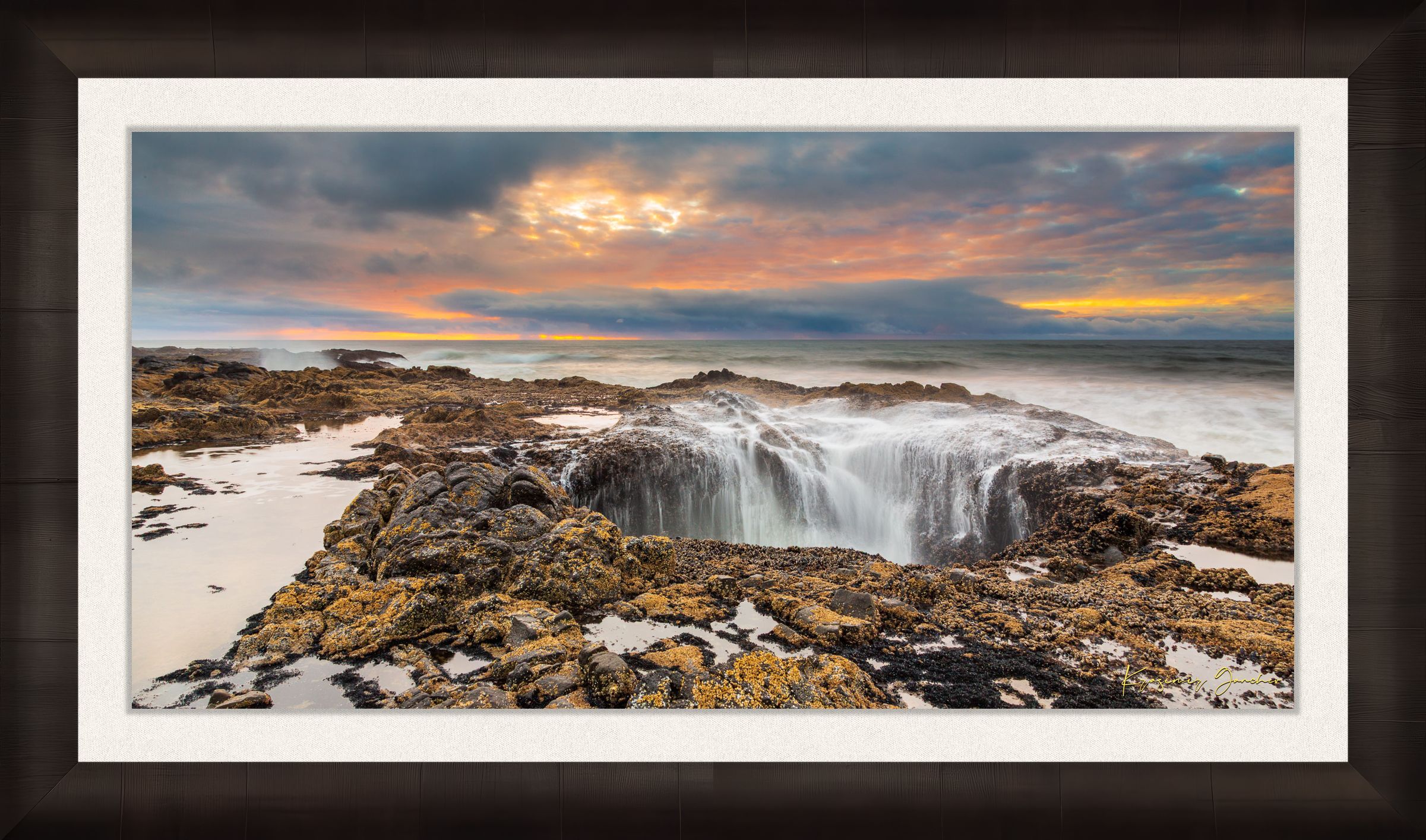 Ocean water surging into Thor's Well at the Oregon coastline during a sunlit evening with clouds and soft sky hues. #Finish_Roma Dark Ash Frame & Bright Liner