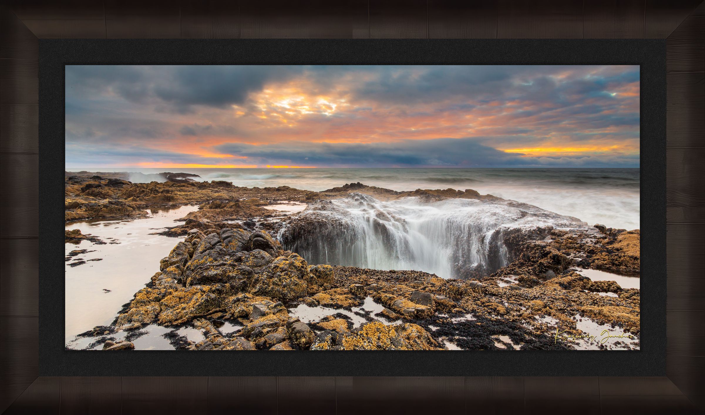 Ocean water surging into Thor's Well at the Oregon coastline during a sunlit evening with clouds and soft sky hues. #Finish_Roma Dark Ash Frame & Dark Liner