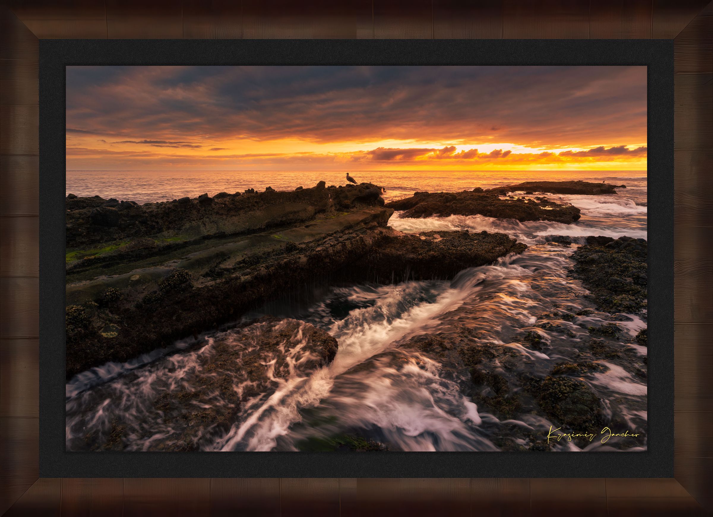 Ocean view at Woods Cove, Laguna Beach during sunset showing wave motion on coastal tide flats under a clouded sky. #Finish_Roma Cigar Leaf Frame & Dark Liner