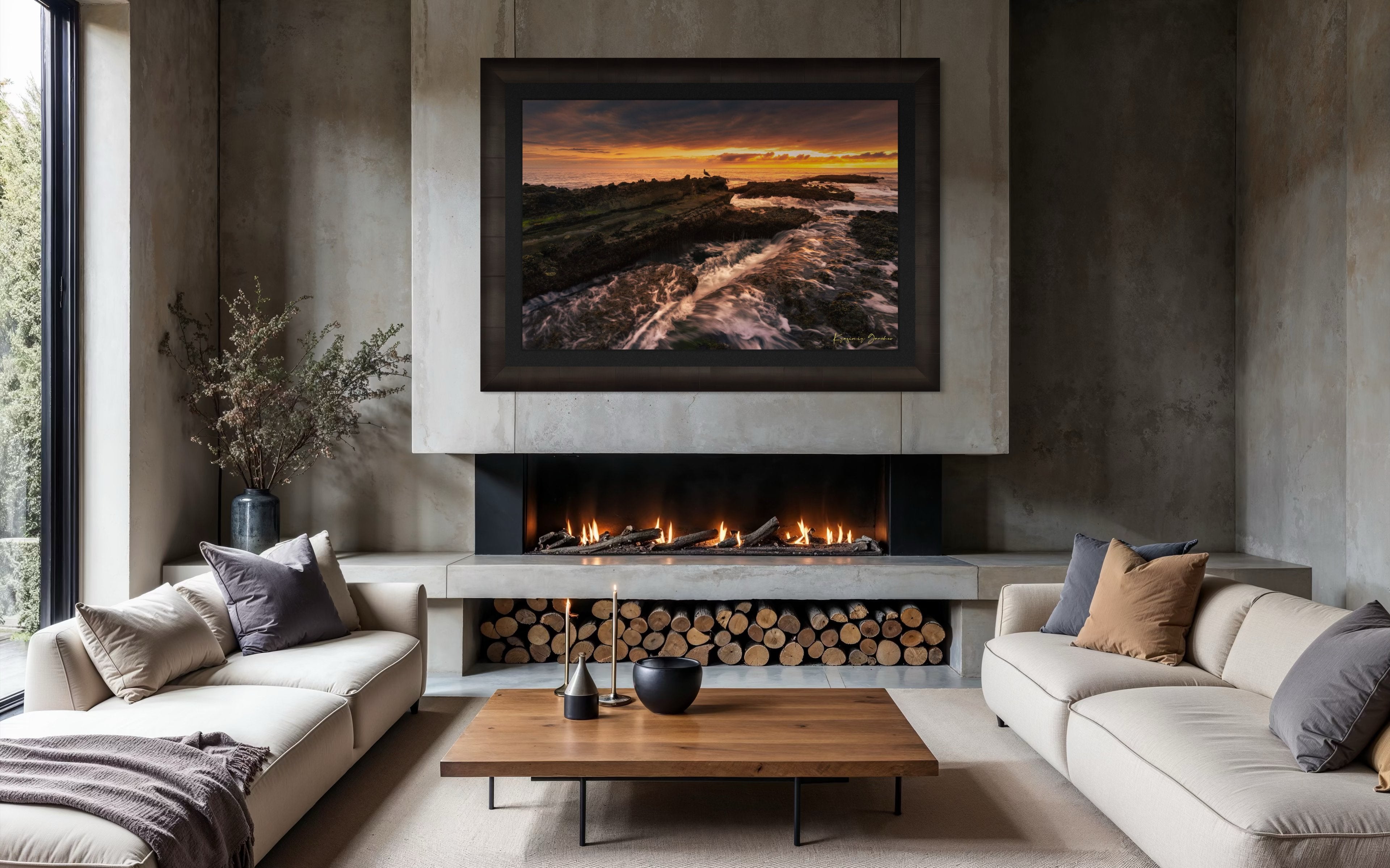 Ocean view at Woods Cove, Laguna Beach during sunset showing wave motion on coastal tide flats under a clouded sky. #Finish_Roma Dark Ash Frame & Dark Liner