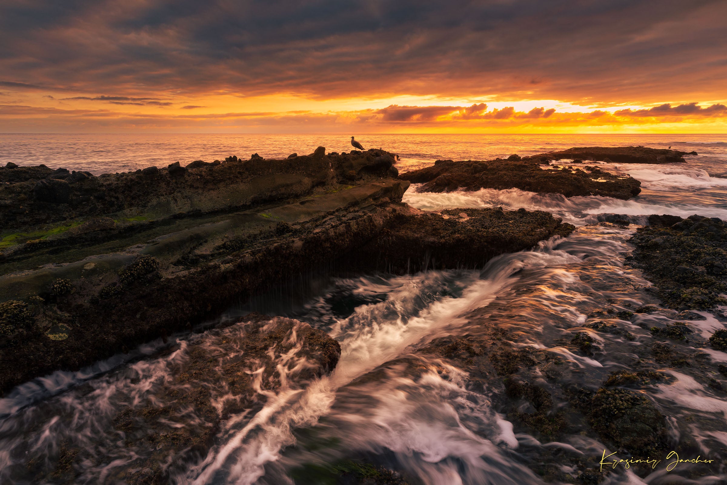Ocean view at Woods Cove, Laguna Beach during sunset showing wave motion on coastal tide flats under a clouded sky. #Finish_Acrylic Recess