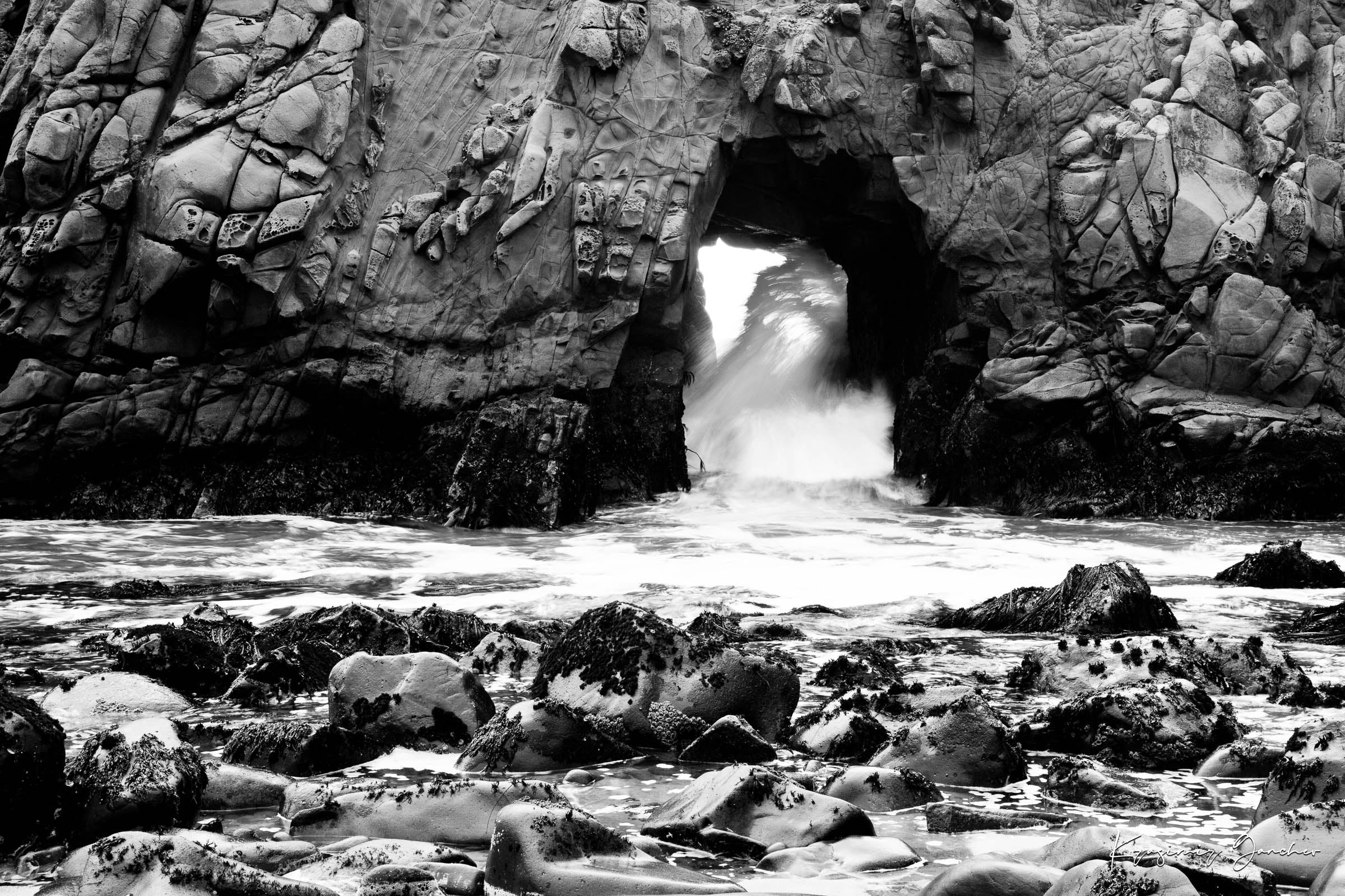 Natural arch formation at Big Sur viewed during daylight, facing the ocean with wave motion. #Finish_Acrylic Recess