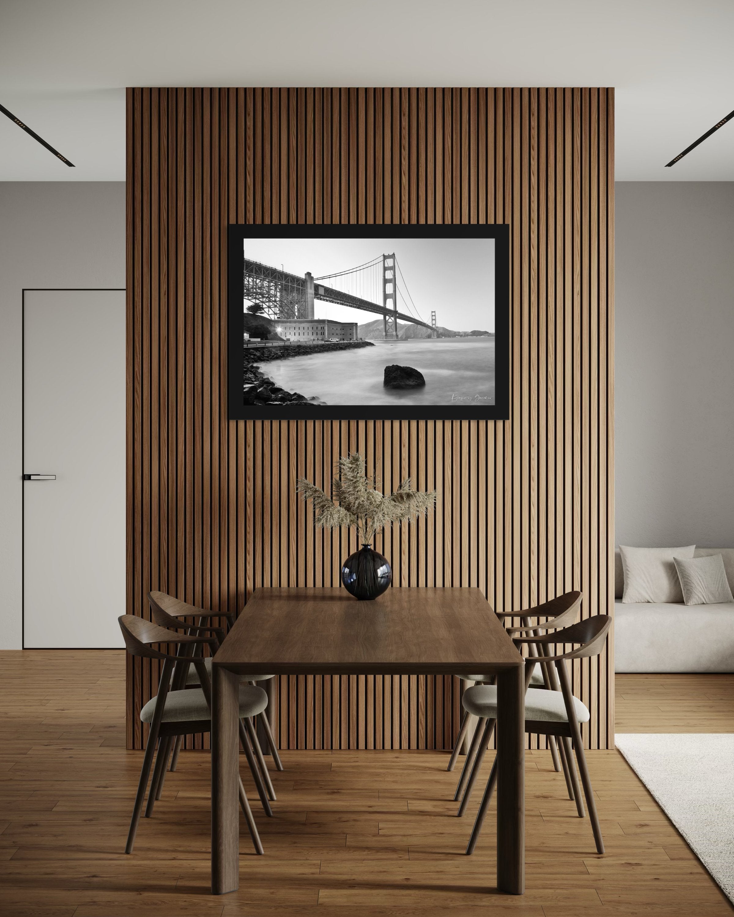 Iconic Golden Gate Bridge viewed across San Francisco Bay during dusky hour, clear structure highlighted. #Finish_Roma Satin Black Frame
