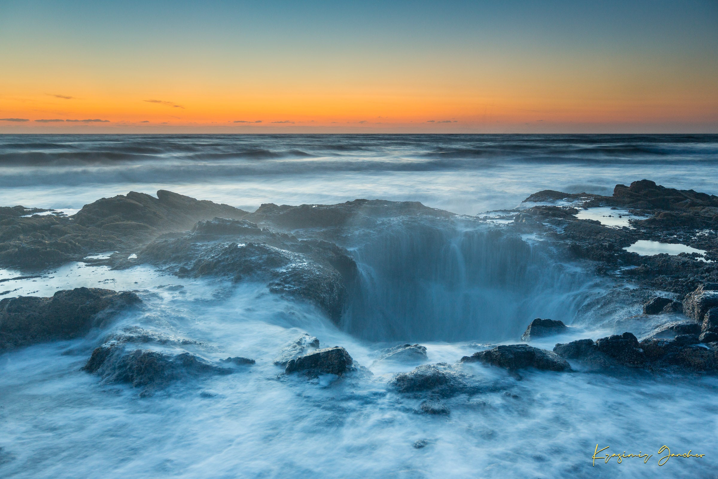Dusk scene of Thor’s Well with ocean and haze along the Yachats coast, soft gradient sky. #Finish_Acrylic Recess