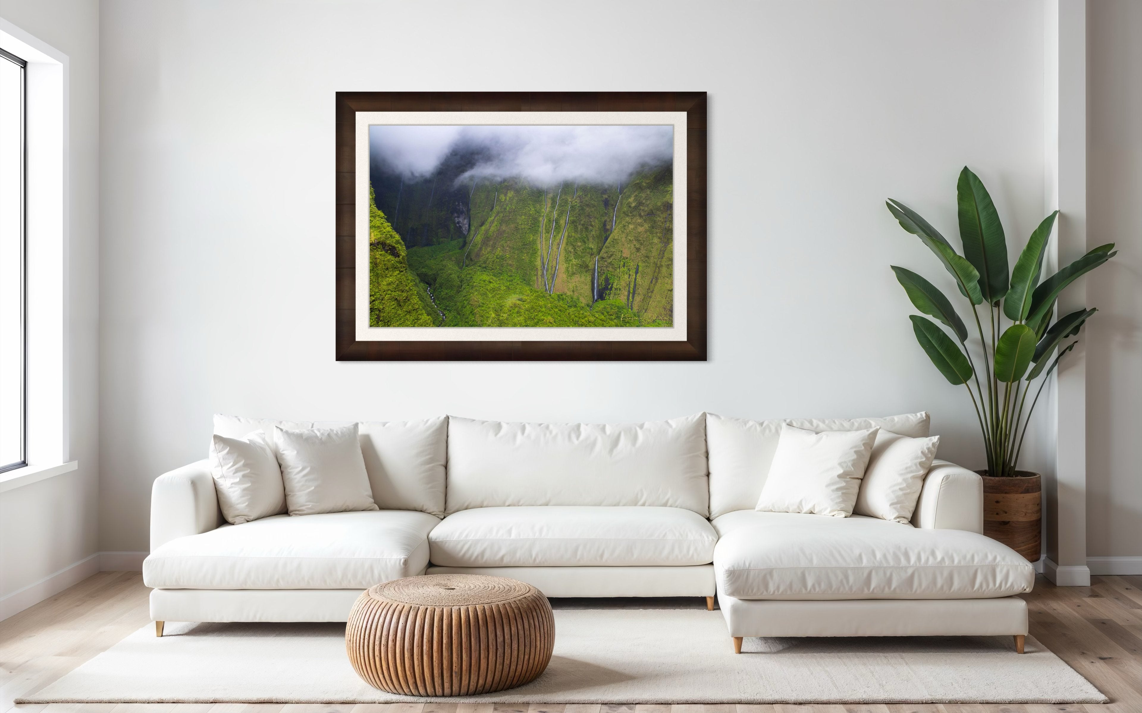 Multiple cascading waterfalls descending a cliff face in the Weeping Wall region, Kauai, during daylight under cloud cover. #Finish_Roma Cigar Leaf Frame & Bright Liner