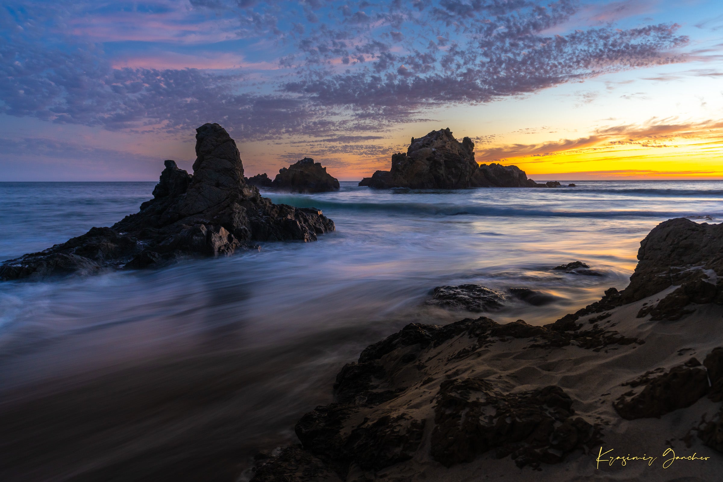 Sunset on Pfeiffer Beach, Big Sur, California, showing ocean waves and coastal rocks under soft light. #Finish_Acrylic Recess